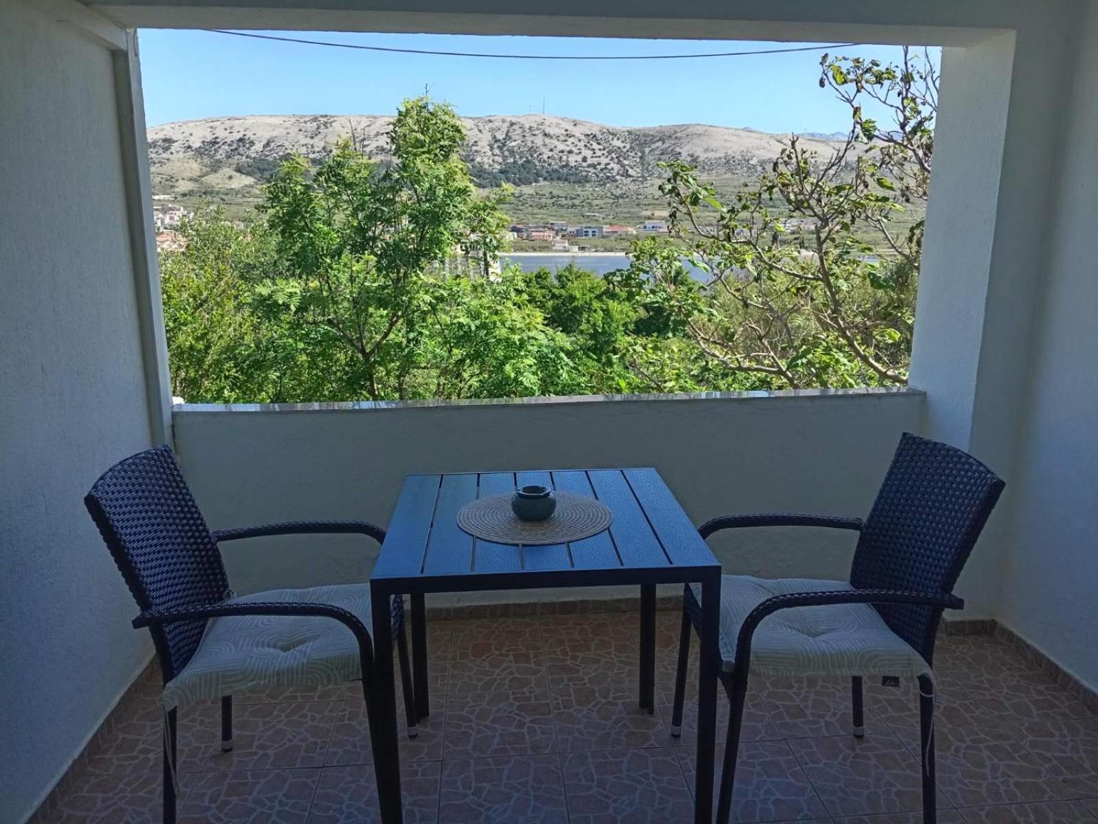 Apartments Seso Pag Town Εξωτερικό φωτογραφία